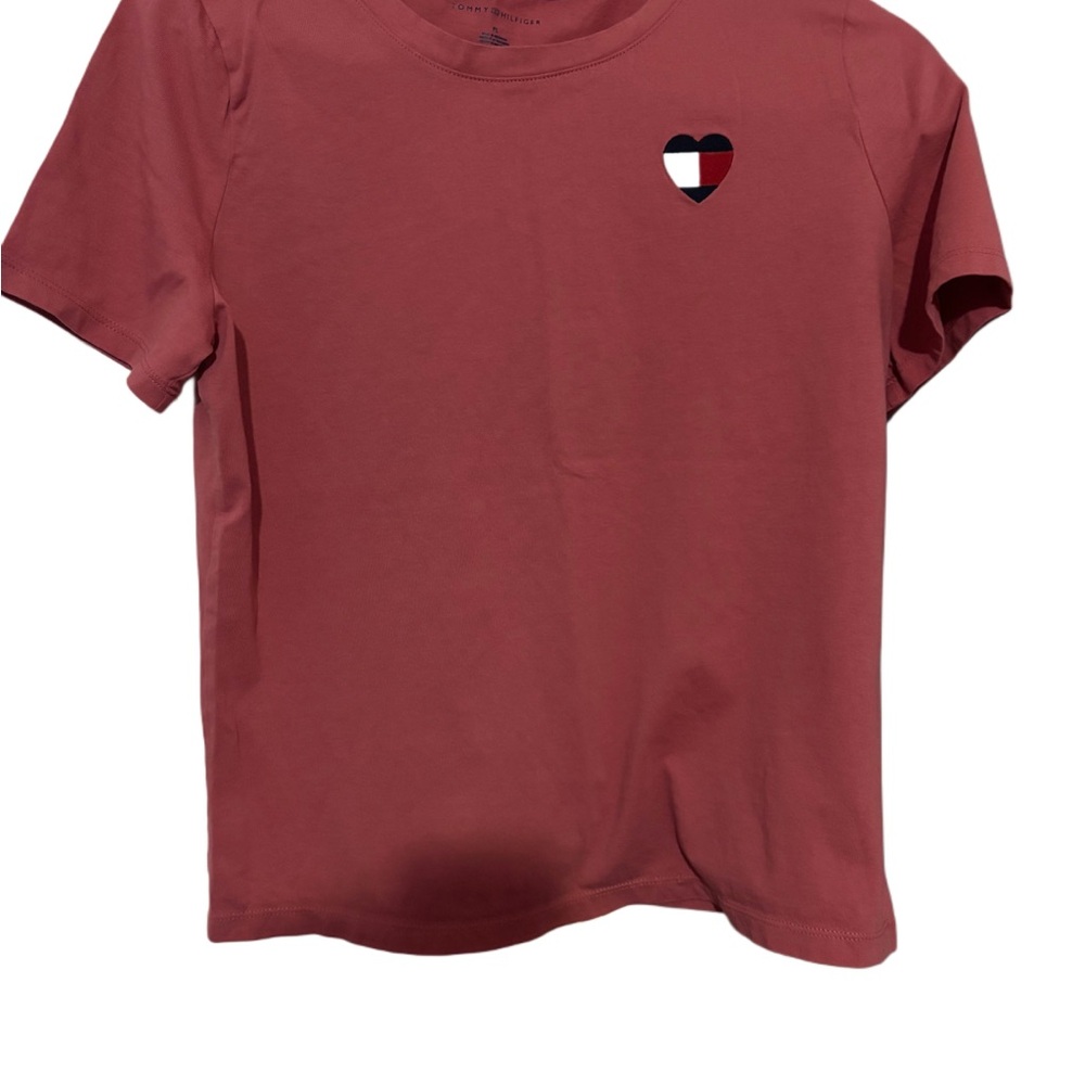 Tommy Hilfiger Women’s  Maroon Heart Logo Tee